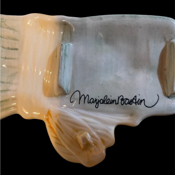 Marjolein Bastin Lavender Flower Bunch 10 1/4" Ceramic Spoon Rest - Picture 3 of 4